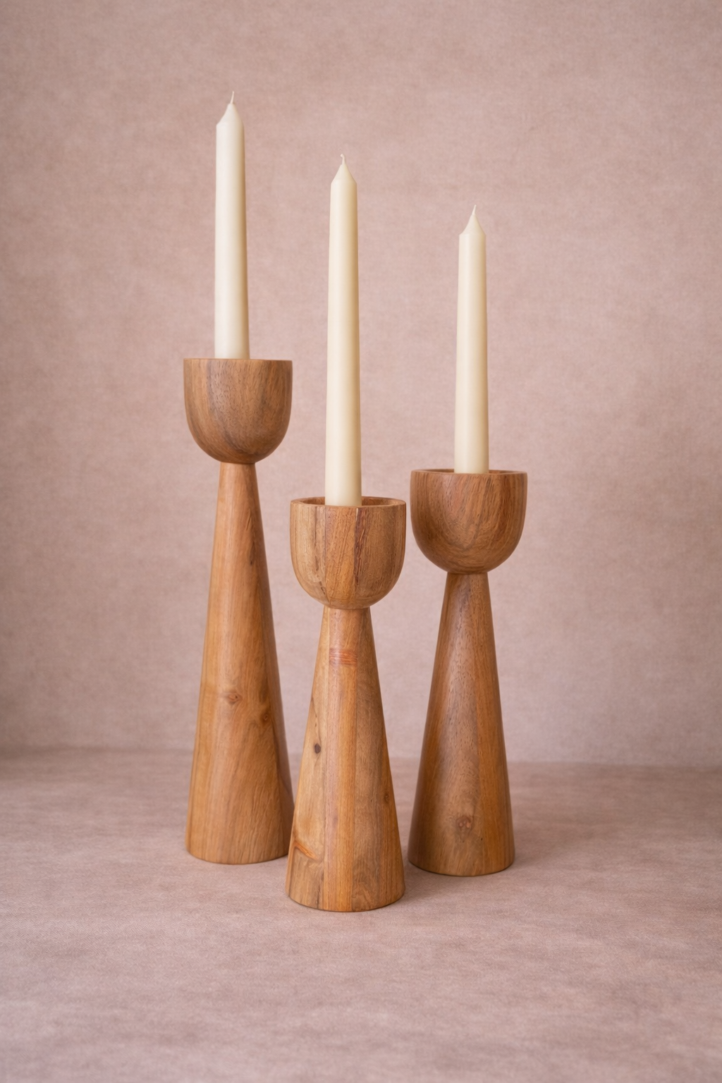 Ligdraer Candle Holder